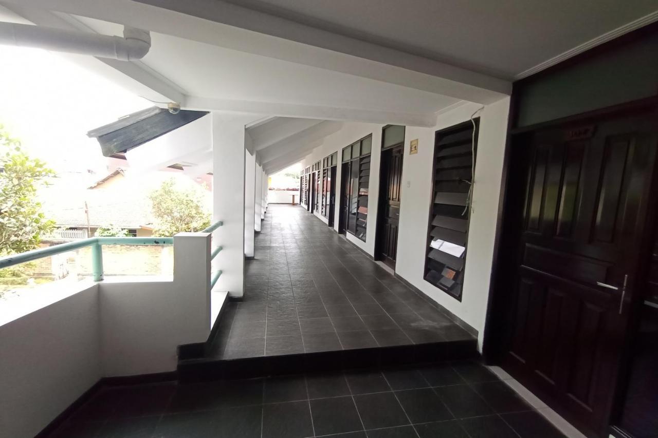 Oyo 92324 Hotel Sinar Rejeki Sukabumi Bagian luar foto